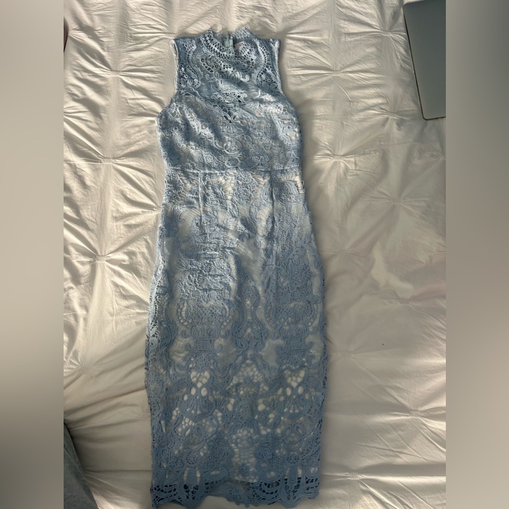 Lace midi dress
